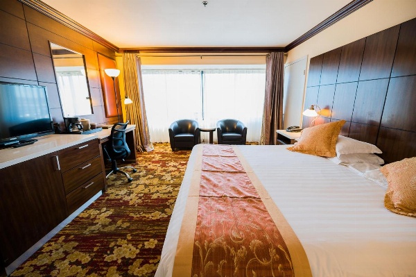 LA Crystal Hotel -Los Angeles-Long Beach Area image 13