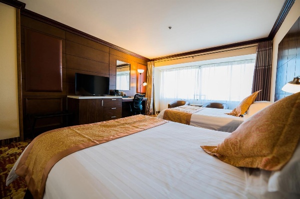 LA Crystal Hotel -Los Angeles-Long Beach Area image 16